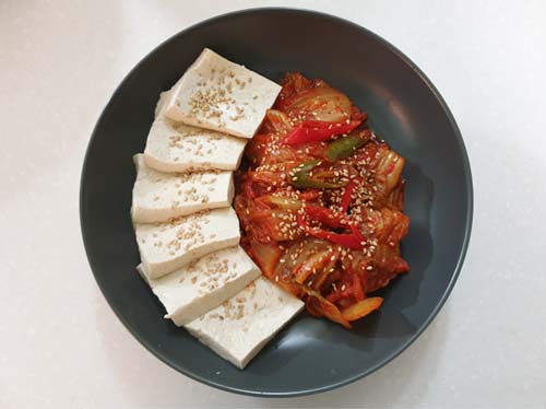  막걸리 술안주 베스트 '두부김치' 10분만에 만들기 / Stir-Fried Tofu and Kimchi