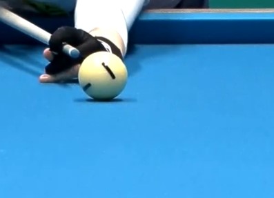 BILLIARDS-BALLS
