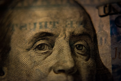  After Two US Bank Failures, Emergency Measures Announced