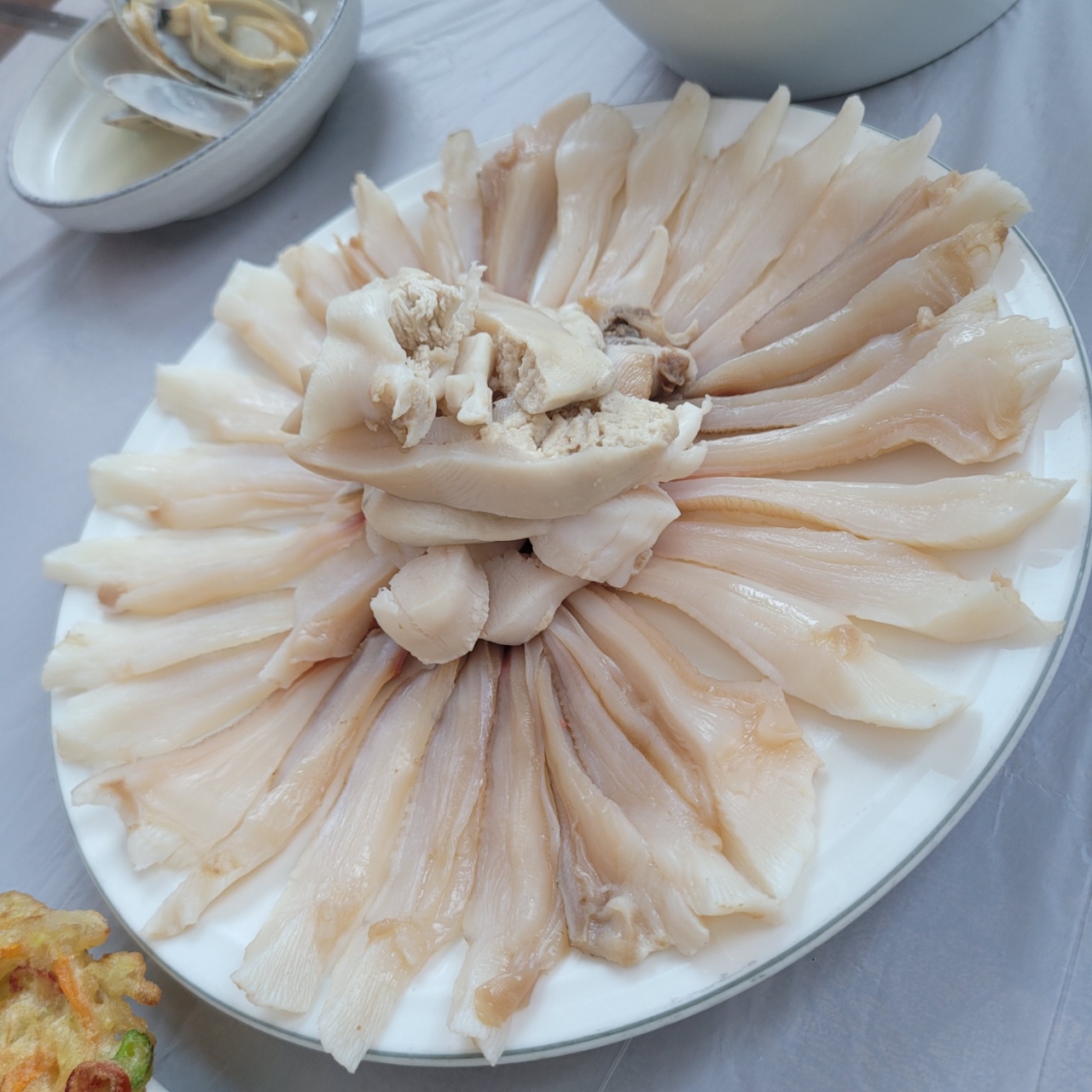  거제도 맛집 추천 : 사계절식당 코끼리조개