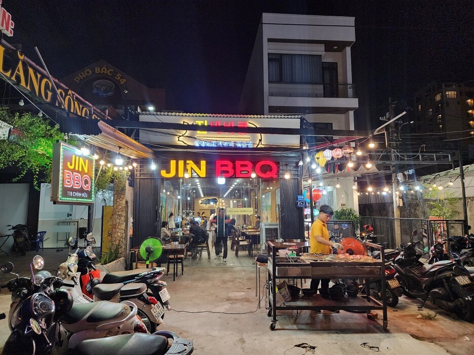  베트남 다낭의 찐 양념돼지갈비 숯불구이 집 진 바비큐(JIN BBQ) 내돈내산후기