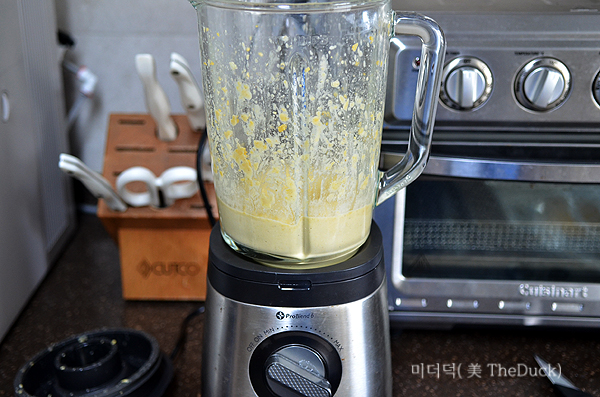 잘 갈려진 후무스
