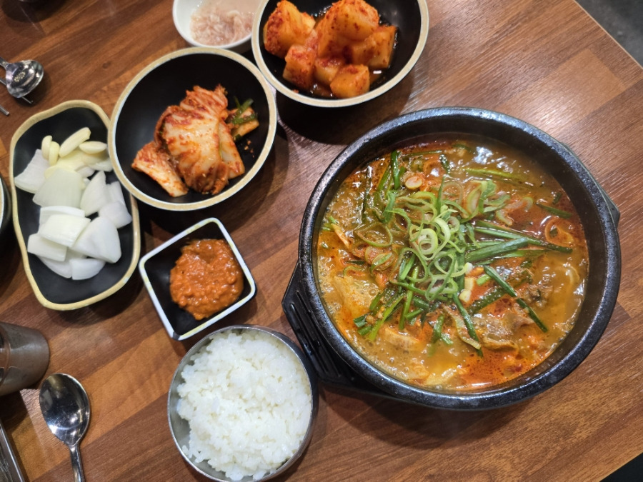 토종순대국 이미지