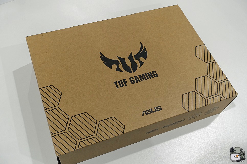  ASUS TUF FX506 게이밍 노트북 개봉기, 8코어 16스레드 i7 CPU와 GTX 1660Ti 가 탑재된 강력한 100만원대 게이밍 노트북