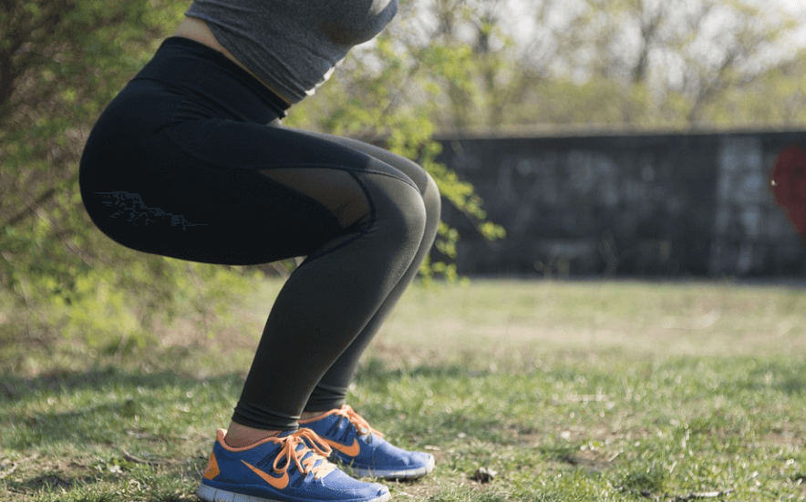 삼채 효능은 체지방 감소에 도움이 된다 체지방 감소를 위해서 운동하고 있는 여성