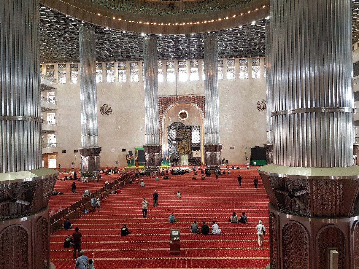 인도네시아 자카르타 무슬림 사원 Istiqlal Mosque - 주예배당