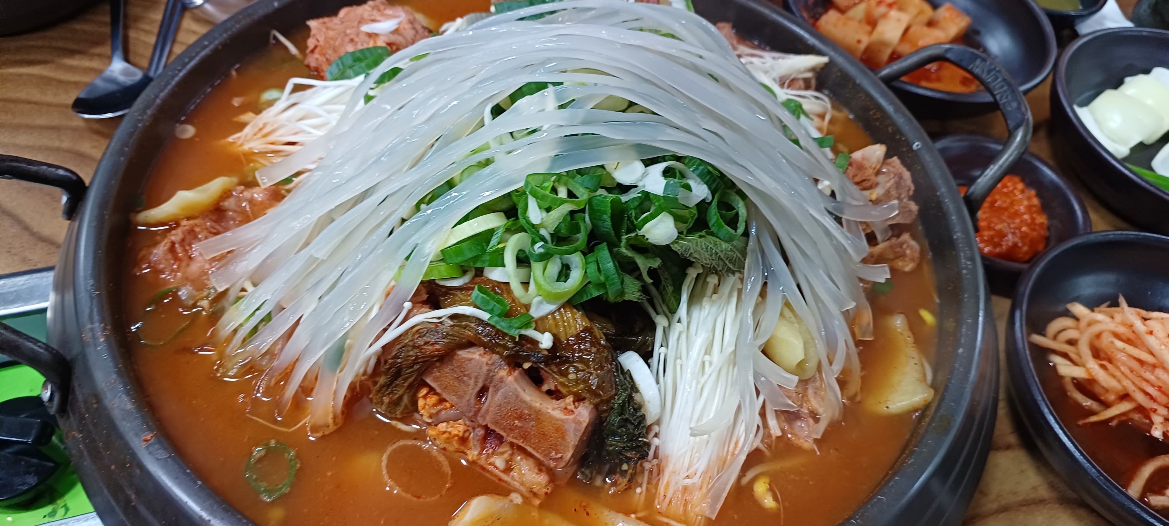 감자꽃피는감자탕 양덕점