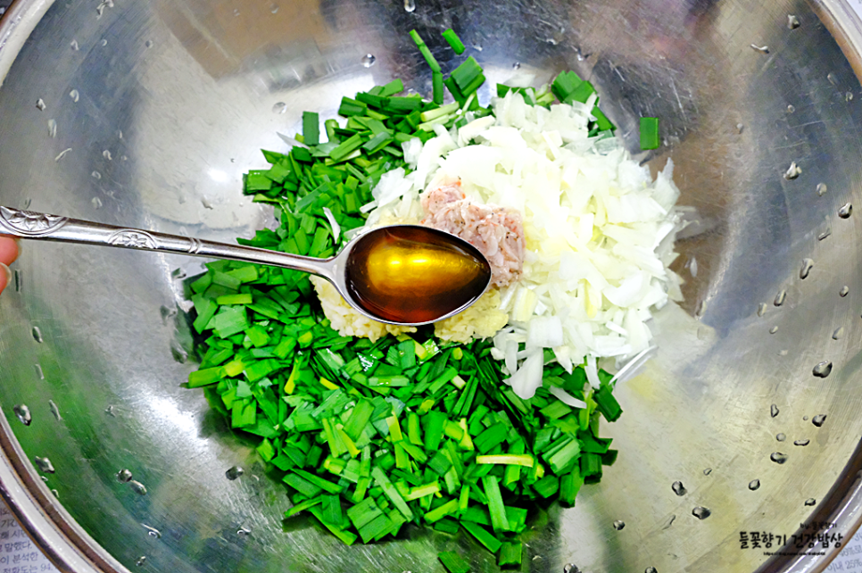 오이 김치 담그는 법 아삭아삭한 부추 오이 김치 담그는 법 3