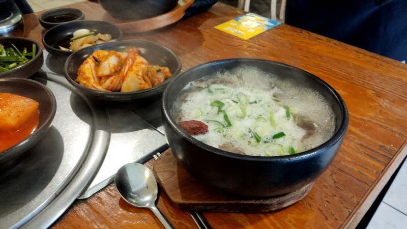 곰바우나주곰탕 이미지