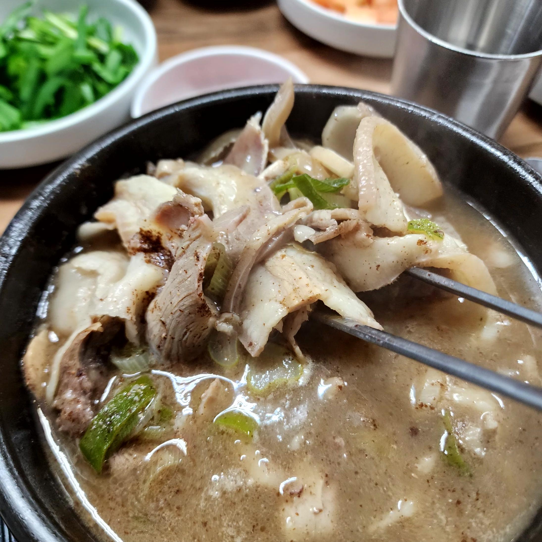  [ 마곡역, 발산역 맛집 ] 역대급 순댓국, 엄청난 고기의 양 "마곡순대국" (내돈내산)