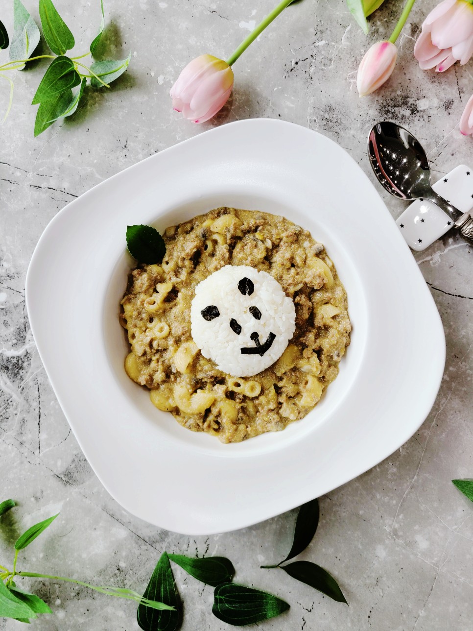 백팩커 백종원 러시아식 고기 스튜 만들기 비프 스튜 파프리카 버섯을 넣고 버섯 크림 리조또 마카로니 삶은 법 비프 스트로가노프 다진 고기 요리 31