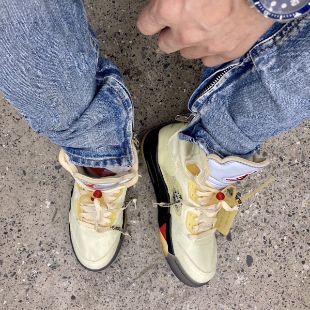 [NIKE x OFF WHITE] SP 나이키 X 오프화이트 에어조던5 세일 SAIL DH8565-100