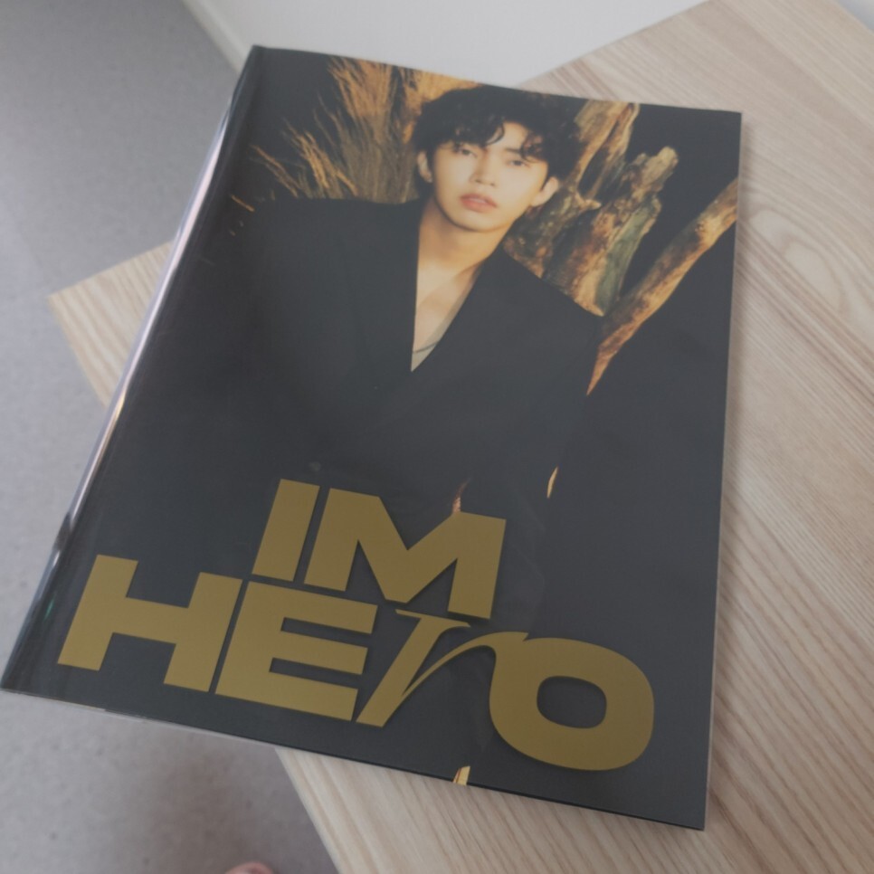  IM HERO 임영웅 포토북 임영웅 앨범 구경