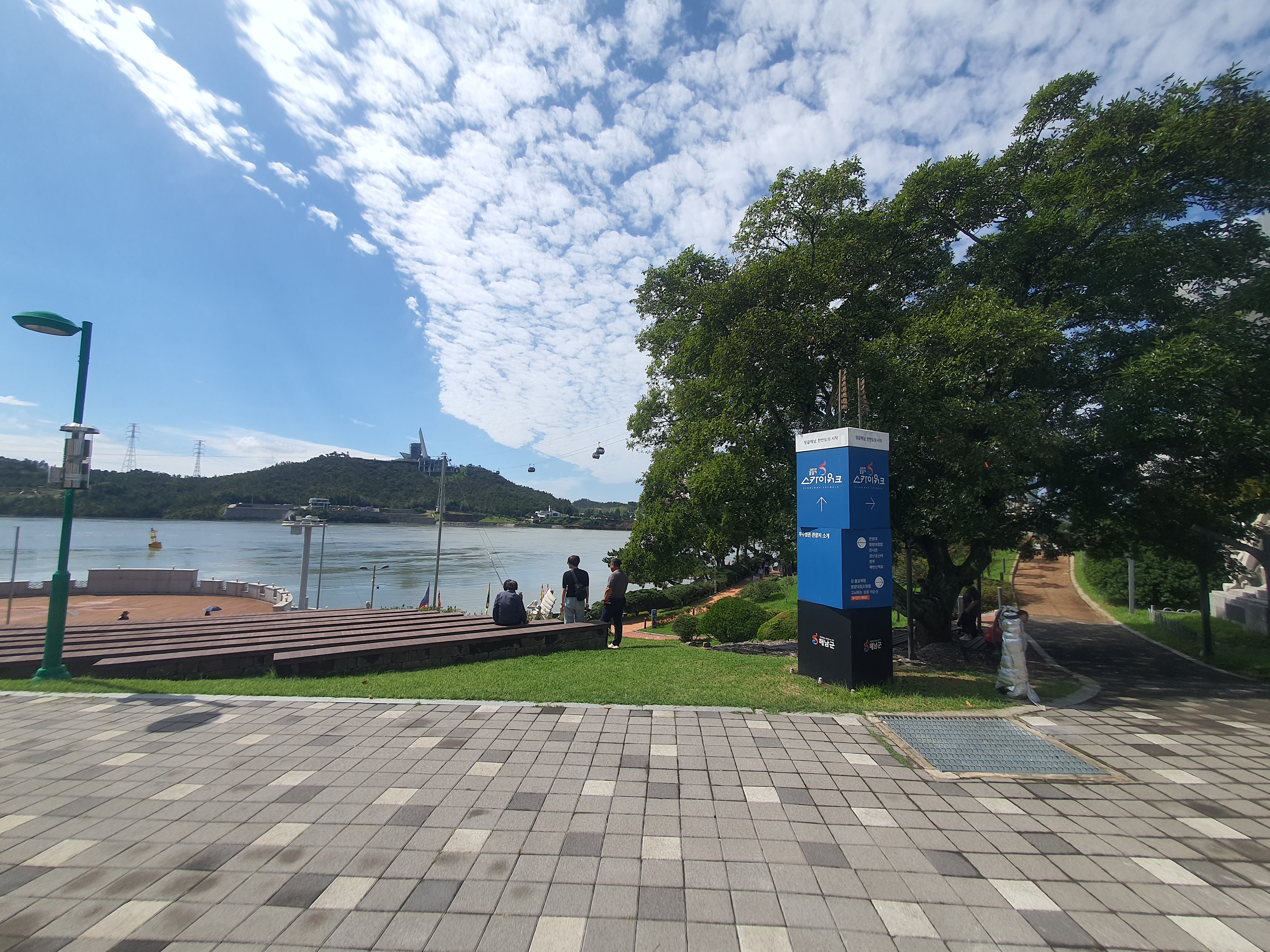 해남 우수영국민관광지 : 울둘목 스카이워크 판옥선 명량 촬영지