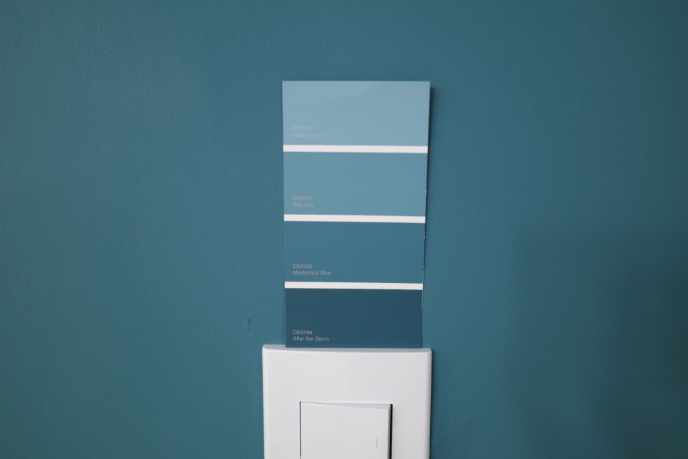 [댄 에드워드 무광 셀프 인테리어] 벽지 페인트 칠하기 15