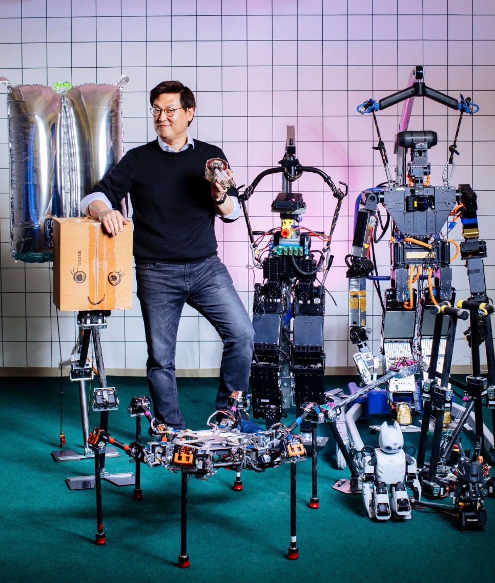 로봇 공학자란 데니스 홍 UCLA 기계항공공학과 교수 - 창조적 로봇공학자이자 세상을 따뜻하게 2