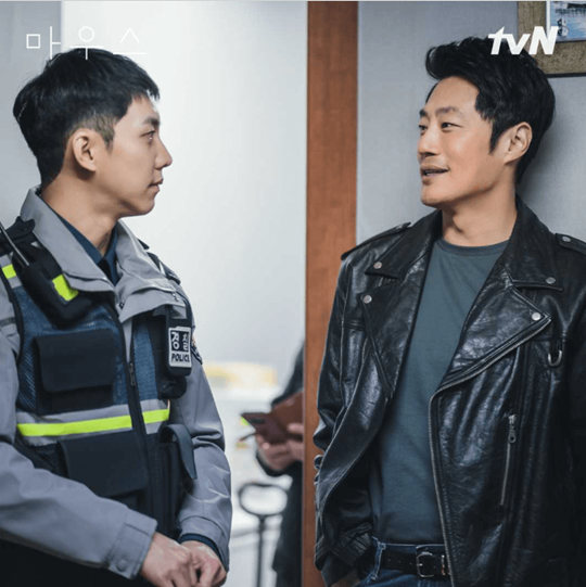  마우스 드라마 시청률  비하인드 스토리