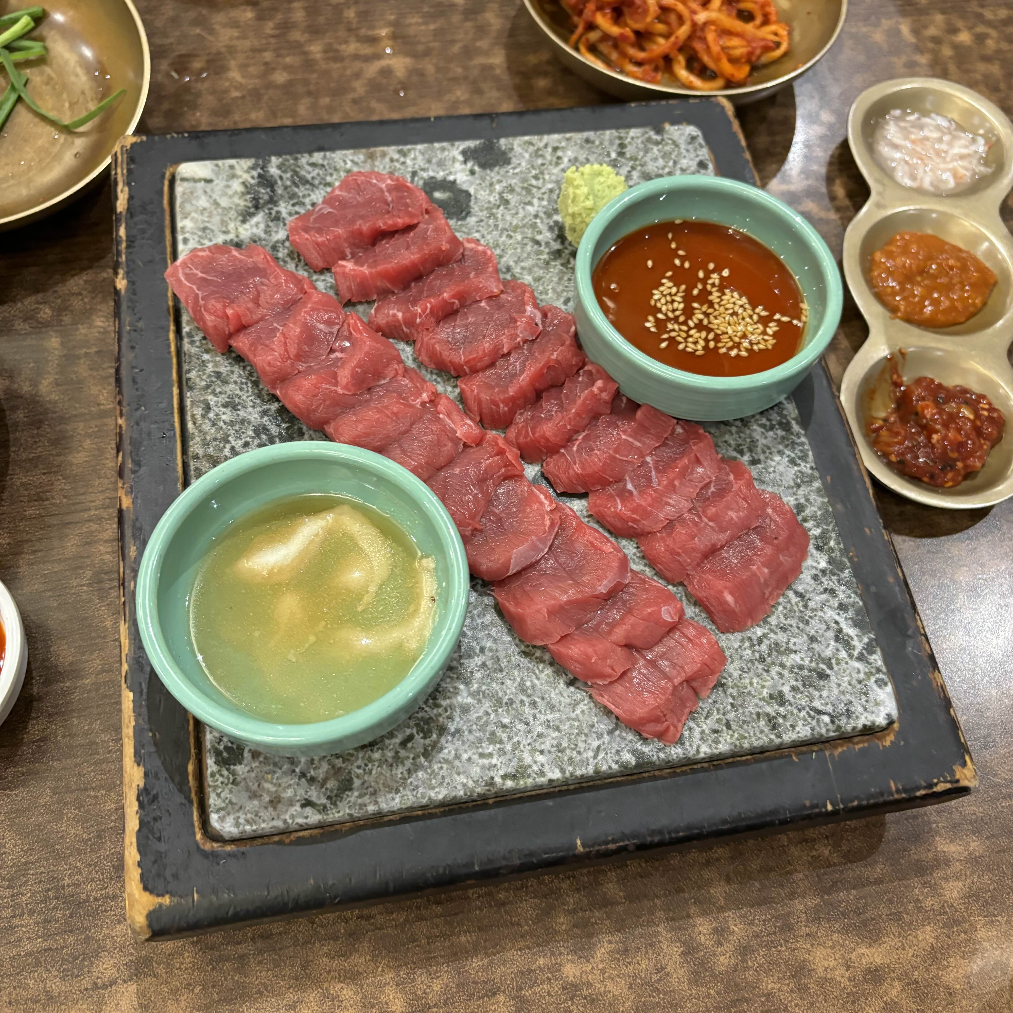 육사시미
