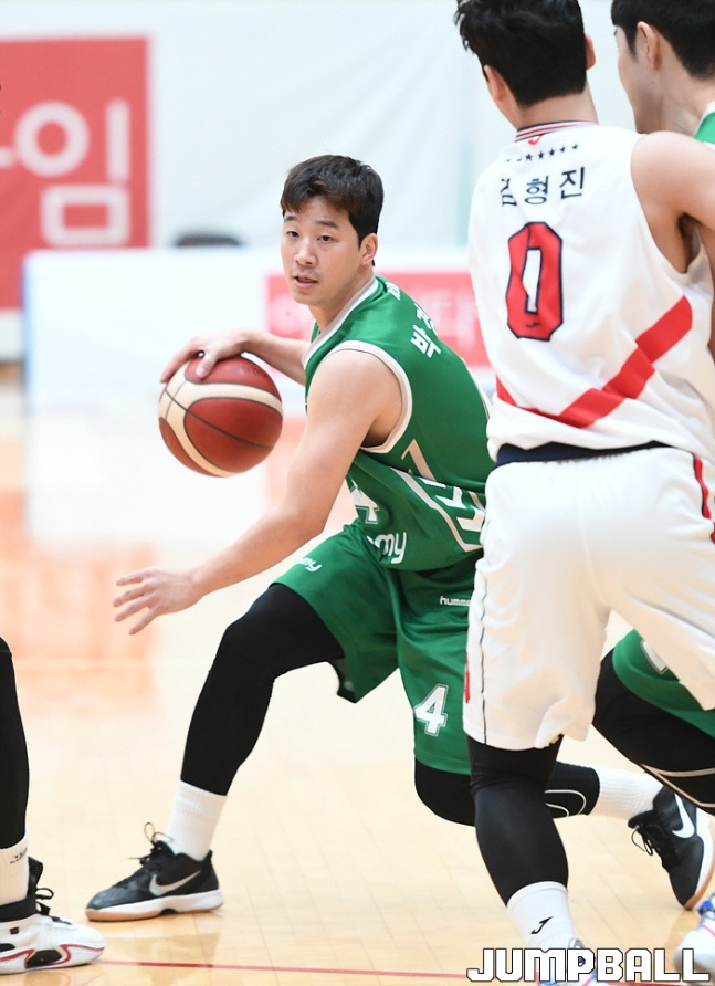  KCC무상으로 DB가드 박경상 영입. 첫 트레이드 시작