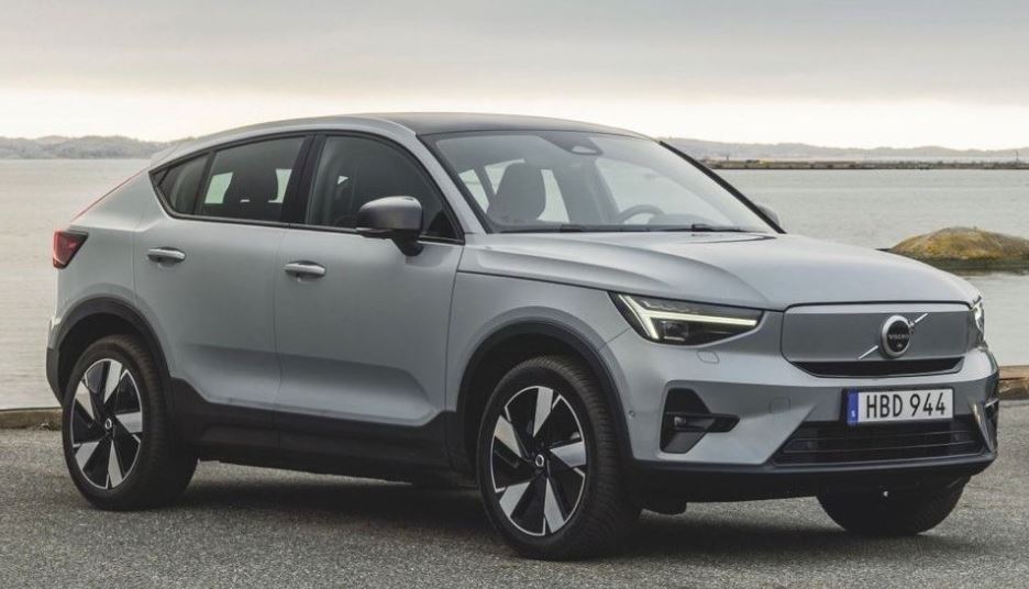 볼보 C40 리차지&#44; 쿠페형 전기 SUV 2024