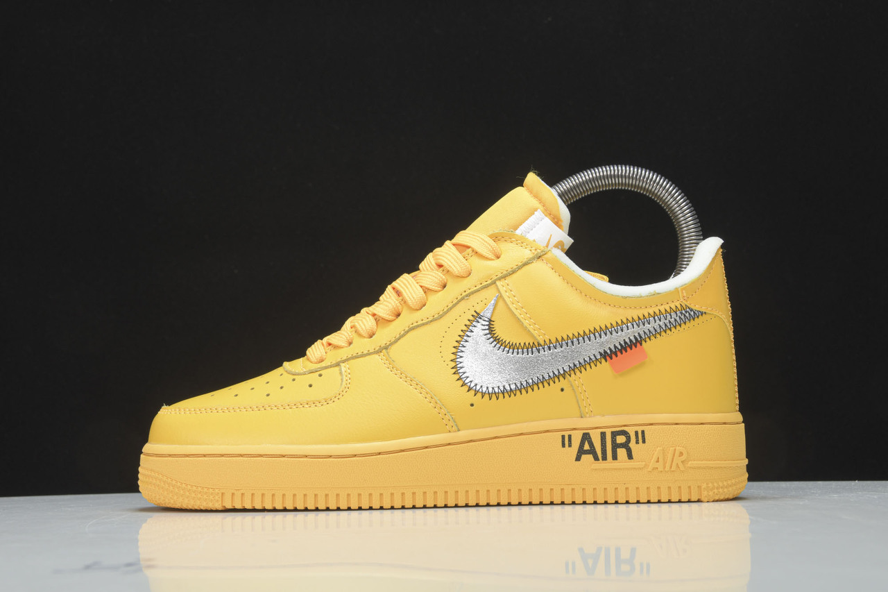  [NIKE x OFF WHITE] OWF 나이키 X 오프화이트 에어 포스1 유니버시티 골드 UNIVERCITY GOLD DD1876-700