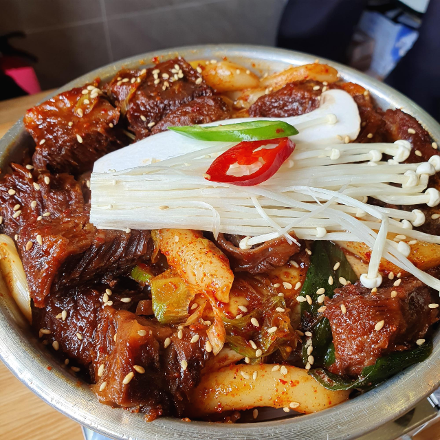  건대 에서 매운갈비찜 매운 맛을 느끼 해주는 소신이쏘 방문기