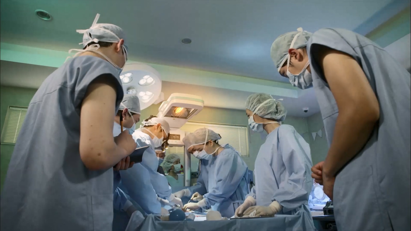 굿 닥터 Good.Doctor.S01E4p.NF.WEB-DL.AAC2.0.x264-LeON.mkv_20230625_162149.554.jpg