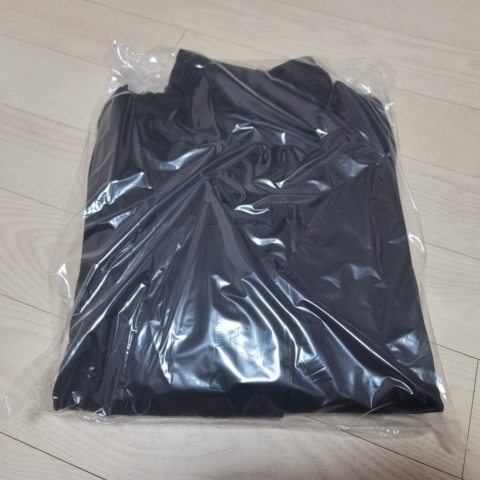 오프화이트 여성 애슬레저 자켓 --- 발란 구매 후기 가격 9