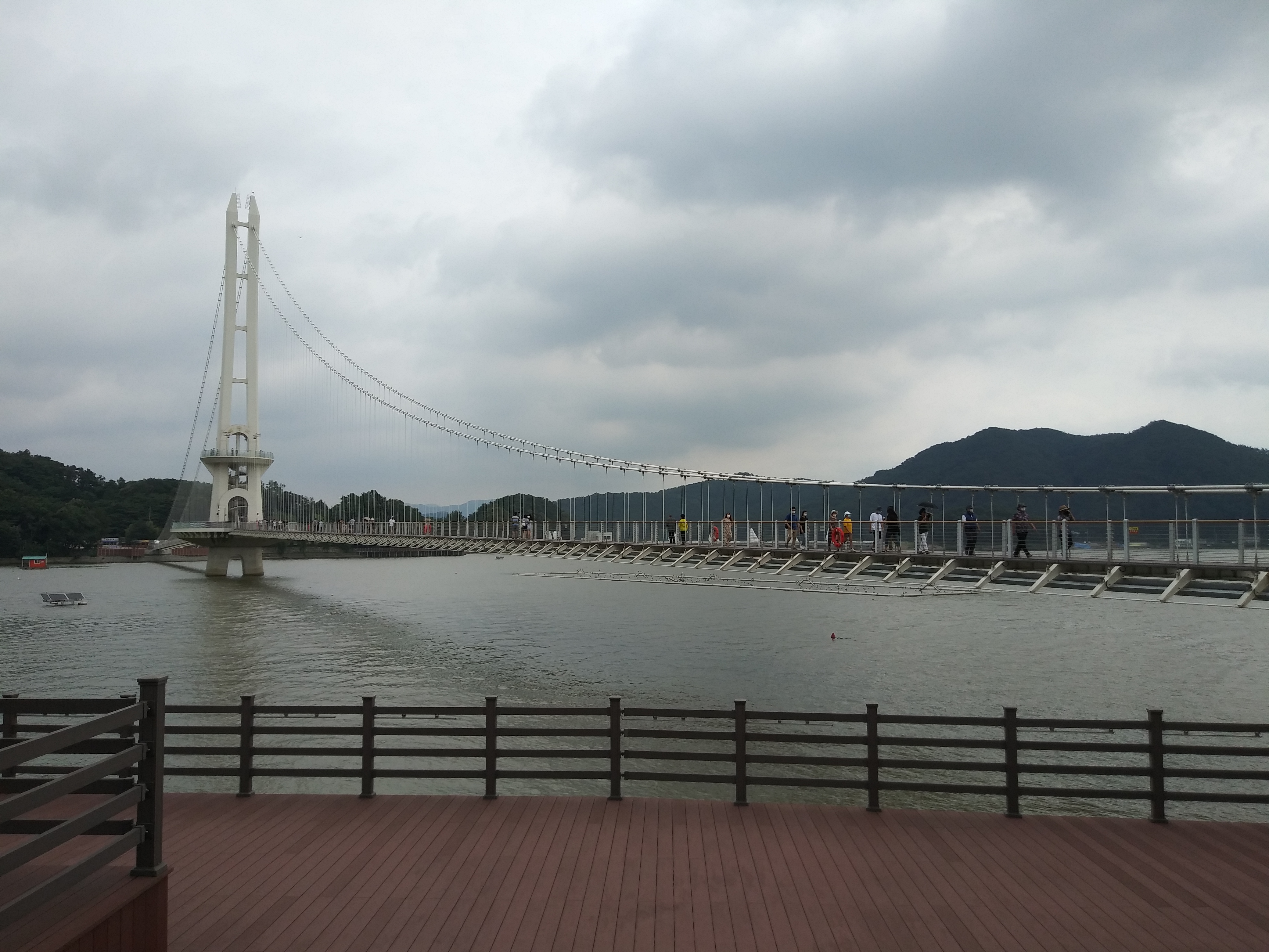  [ 예당호 출렁다리 ] 바람쐬기 좋은곳 입니다^^