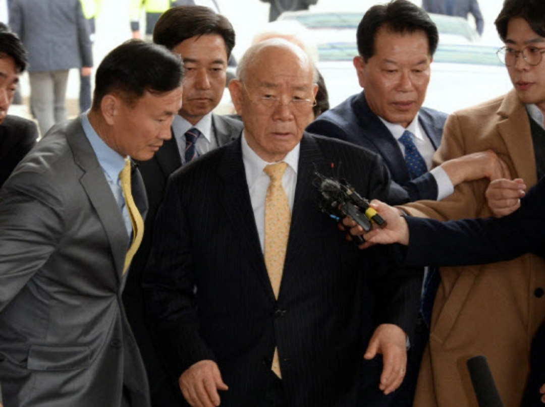  전두환 광주법원 출석,전두환 이순자 나이가?