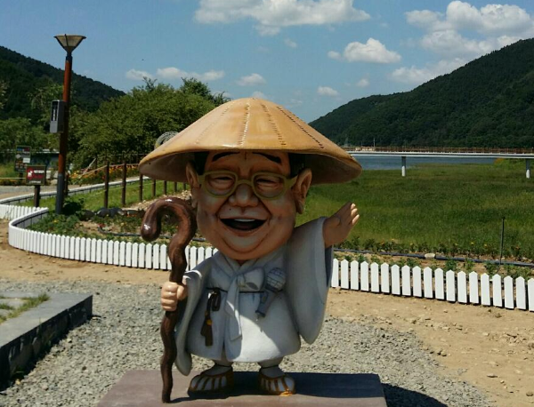 사자성어/웃음(笑)과 관련된 사자성어(四字成語) 15가지