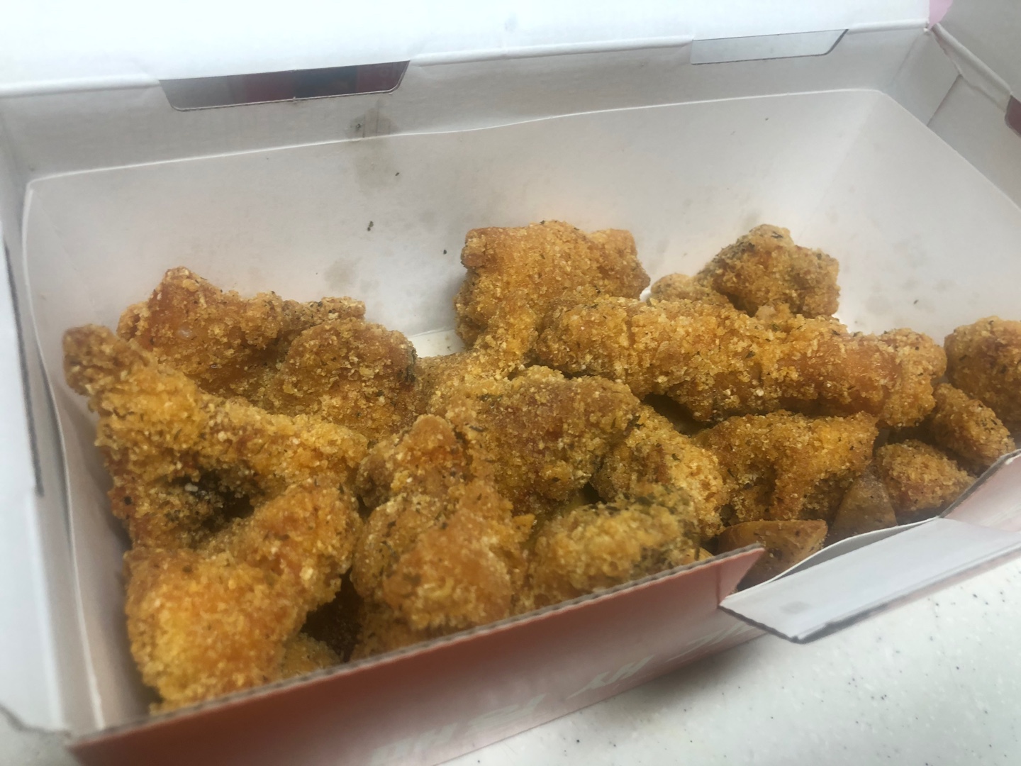  [60계치킨] 신메뉴 크크크치킨을 먹어보고 난 뒤 솔직한 후기