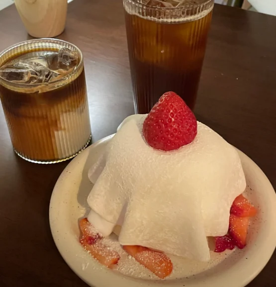 해방촌카페 토터스