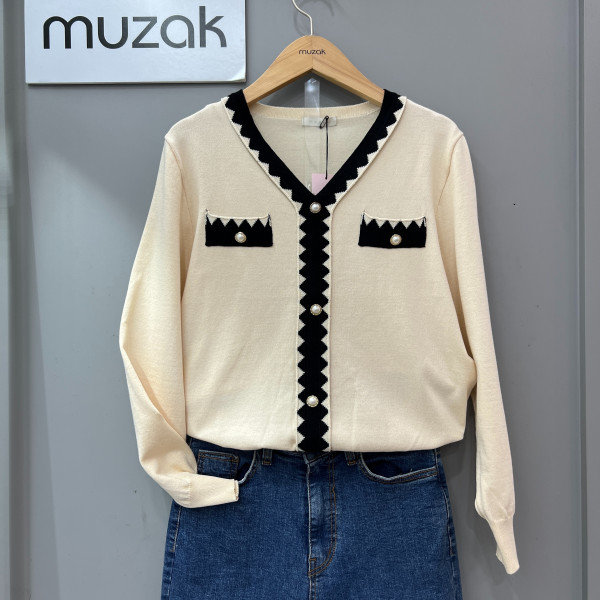 무자크 브이넥 지그재그 니트 M7WKT17