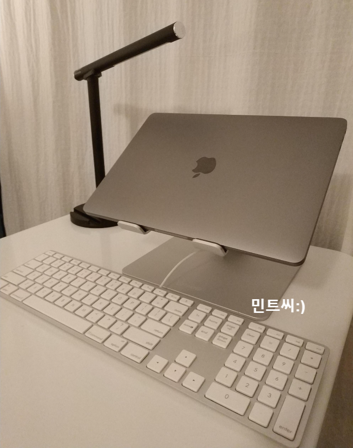  [맥북유저 강추] 니스툴 노트북 거치대 후기