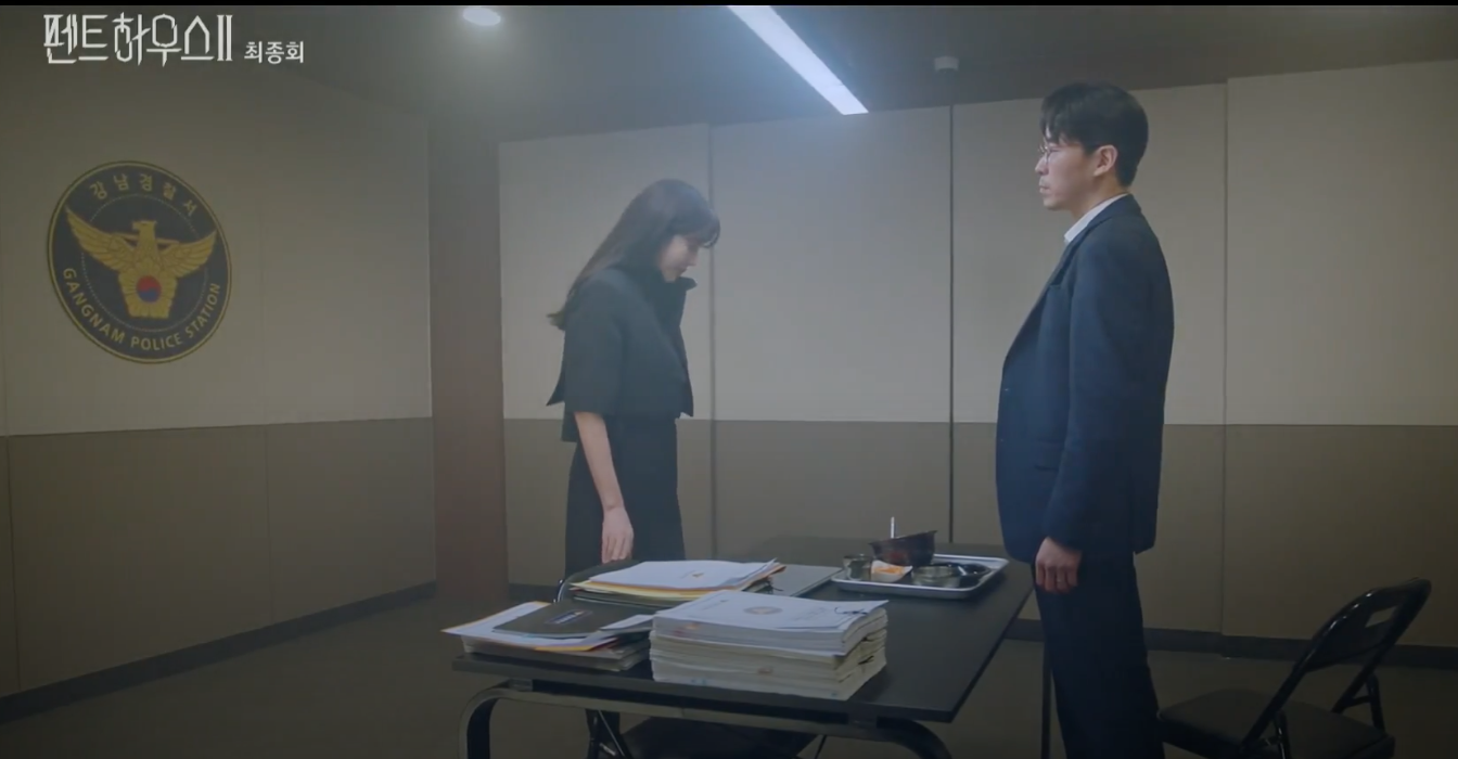  [TV속패션] 펜트하우스 시즌2 13회 이지아 검정색 미니 드레스 패션 정보 #펜트하우스 시즌2 13회 이지아 루이비통 검정색 미니 드레스