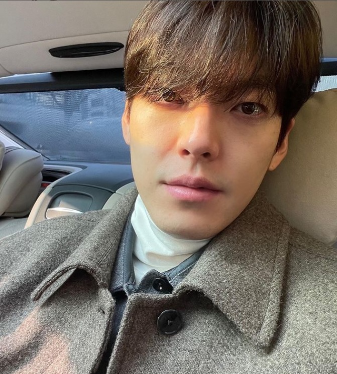 김우빈 인스타