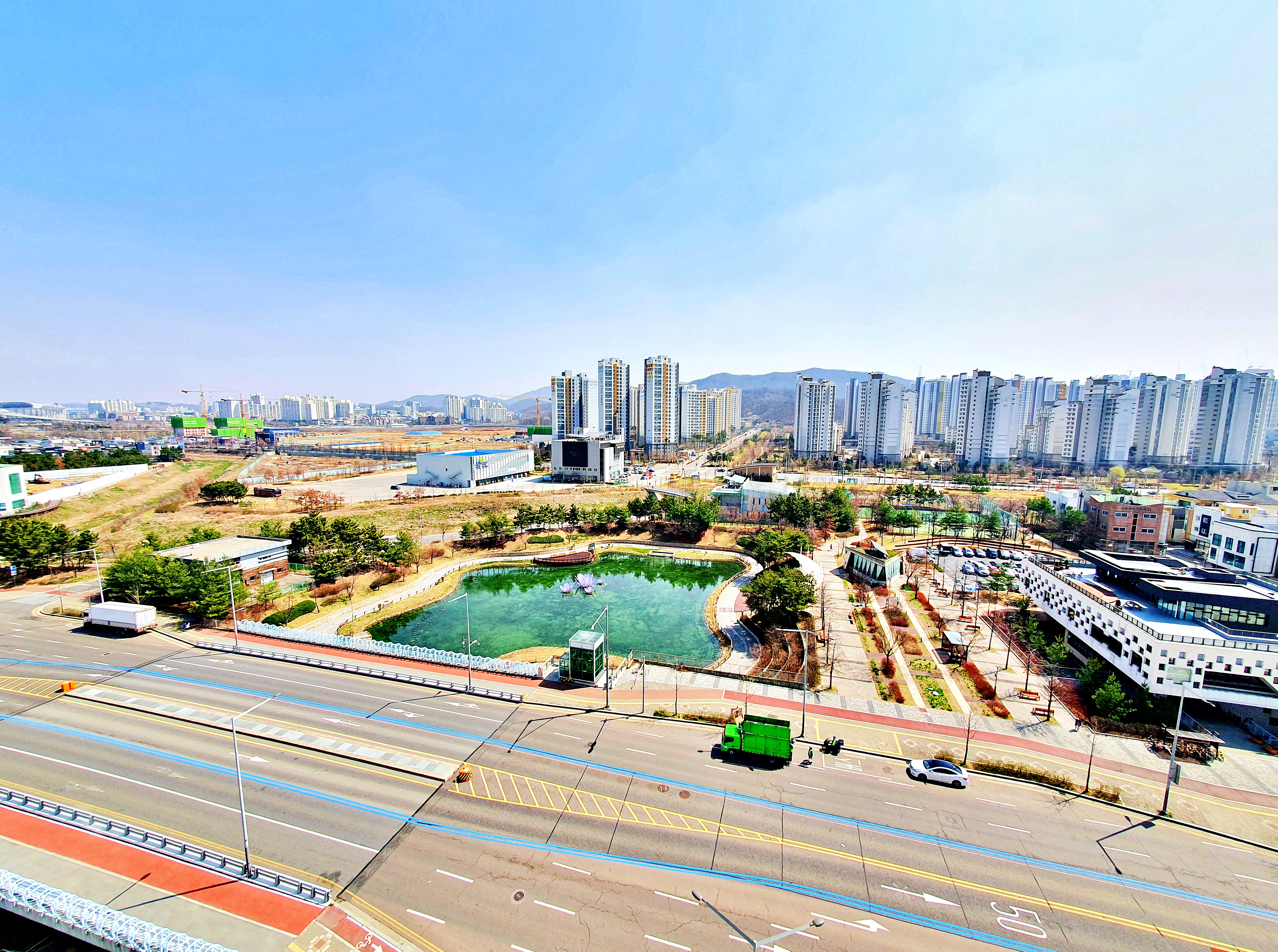  인천 청라오피스텔, 3룸 구조! 주거용으로 제격(fea. 호수 뷰)