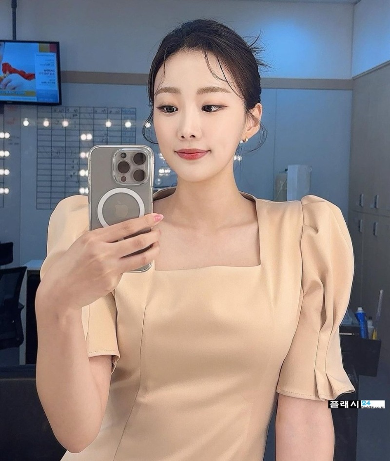  쇼호스트 한예진