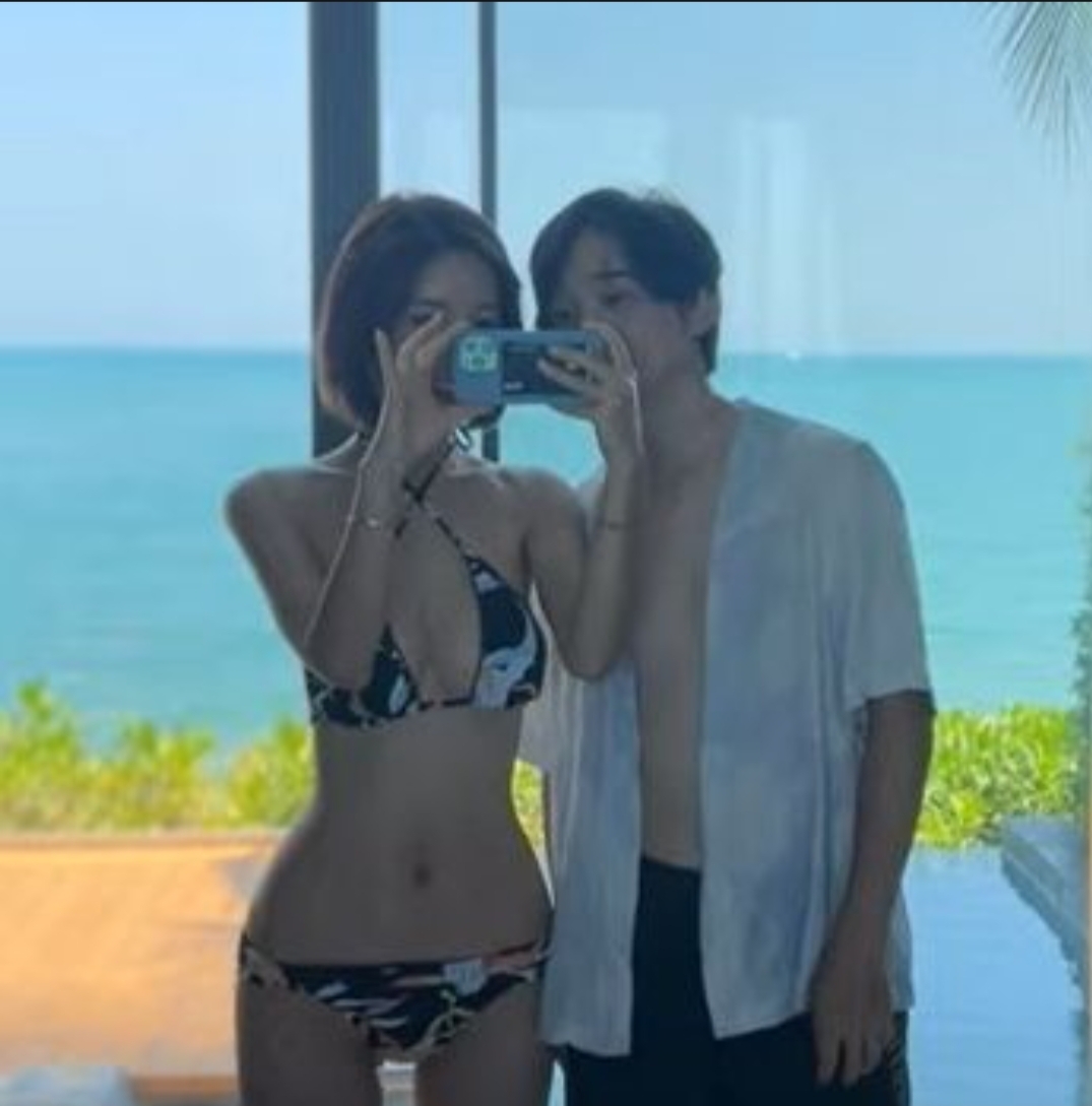  '골반 성형설' 야옹이, 보고도 믿기질 않네! 프라이빗 룸서 '비키니 자태'