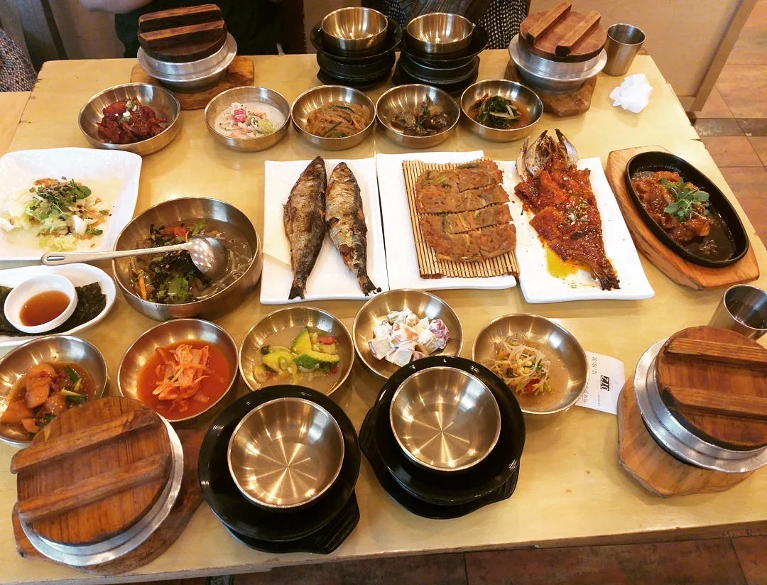  [맛집 리뷰]  경기도 가볼 만한 곳 : 쌀밥의 고장 이천에서 한식 정식 푸짐하게!!