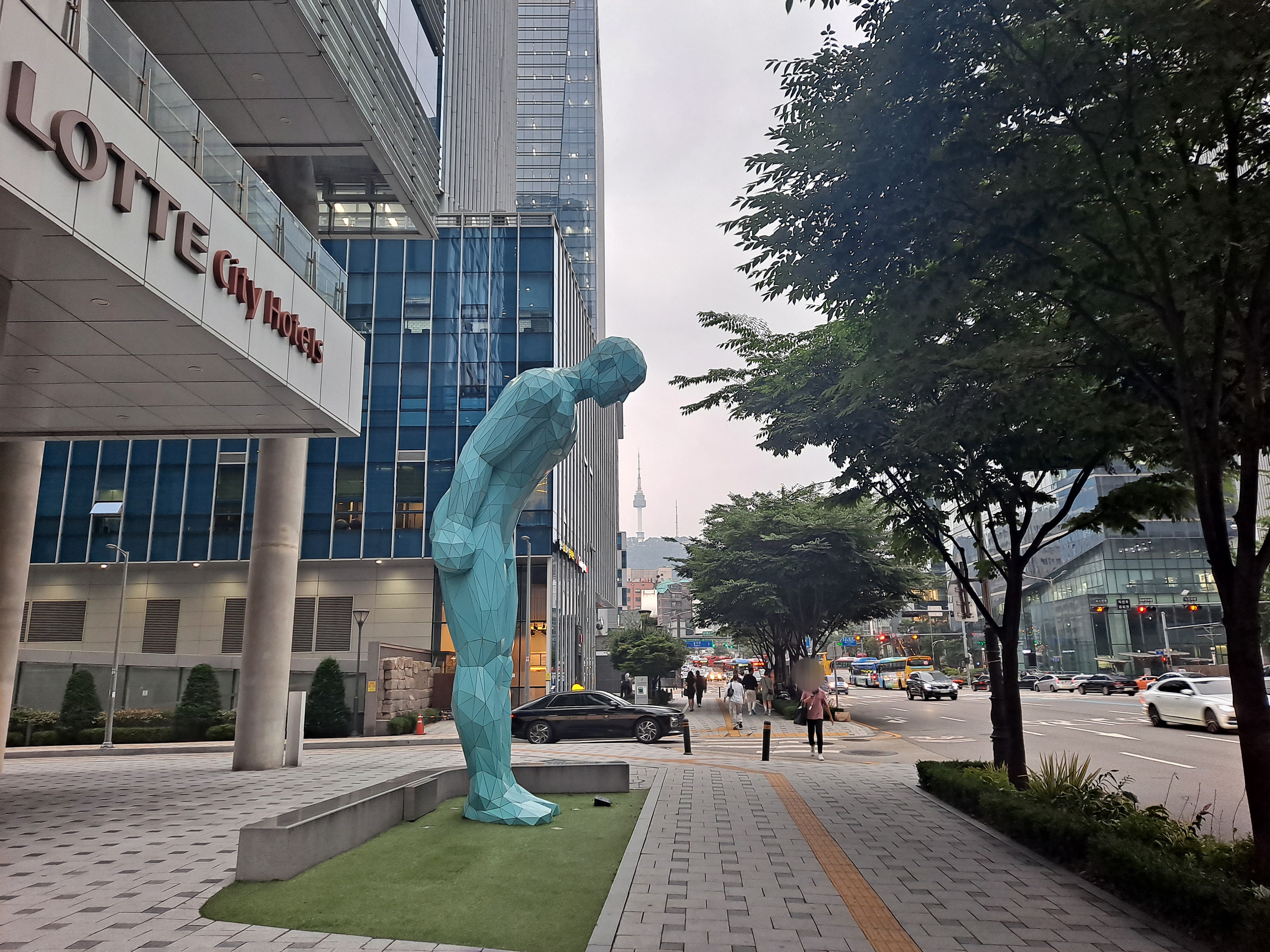  Greeting Man