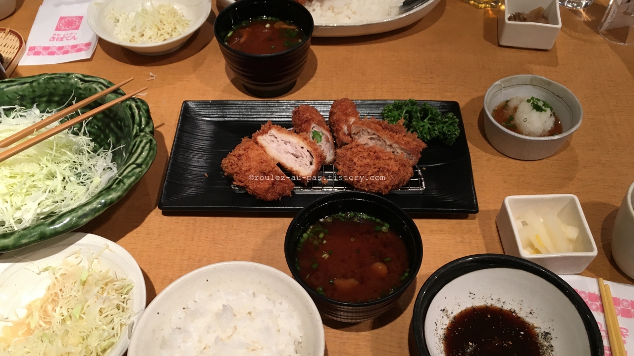 JAPAN-TRAVEL-TOYAMA-LUNCH-DONKATSU