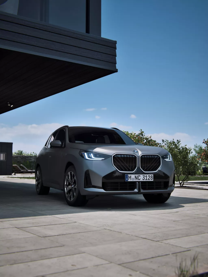 BMW 뉴 X3 전면부 디자인