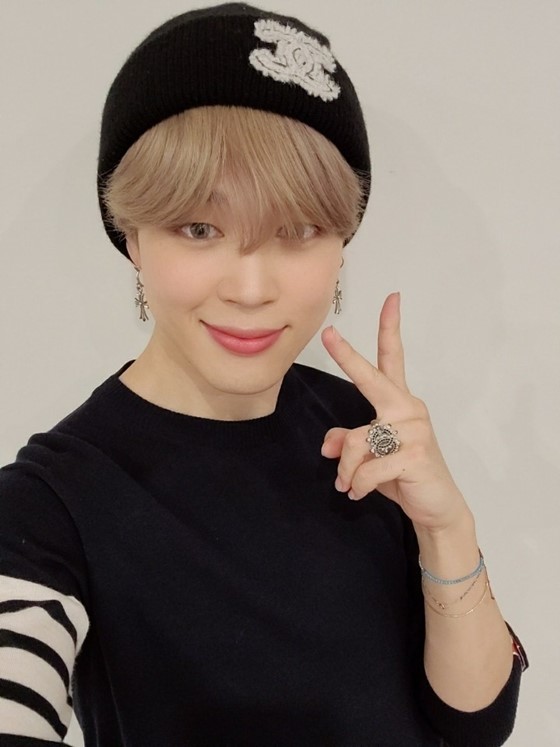  지민 기부 장학금 1억
