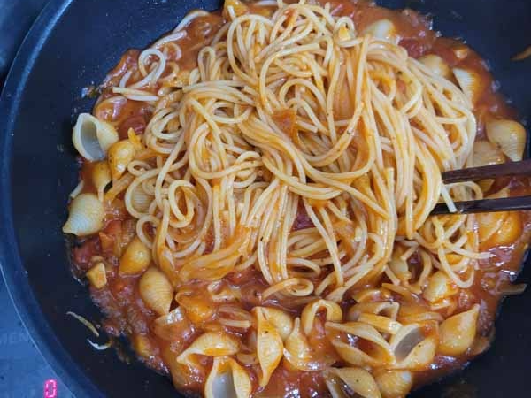 구운양파 토마토 스파게티
