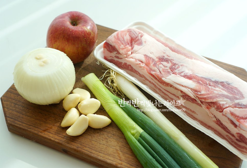 만들기 삼겹살수육 보쌈김치 맛있게~ 무수분 수육 보쌈 무김치 14