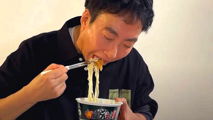 닛신 돈베이 키츠네 우동&amp;#44; 할명수 박명수 솔직 후기