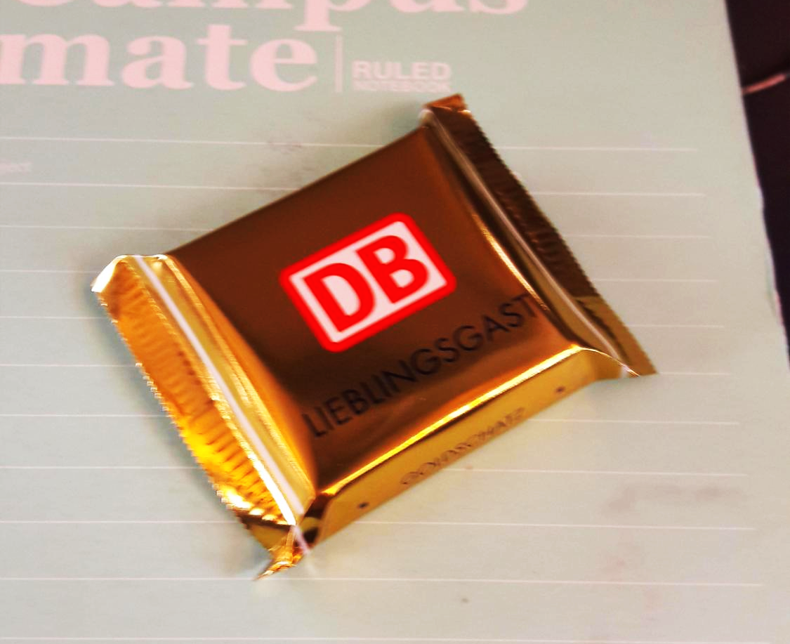 독일철도청 DB 로고가 박힌 밀크초콜릿