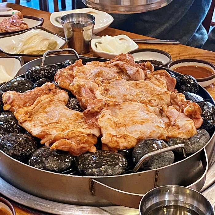 생생정보마당 가평 청평 조약돌 숯불 닭갈비 맛집